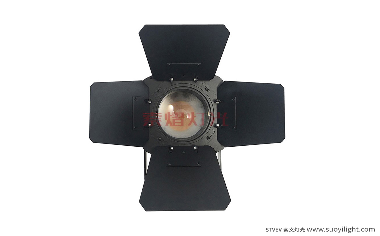 Canada200W,300W Zoom LED Profile Spot LightFactory